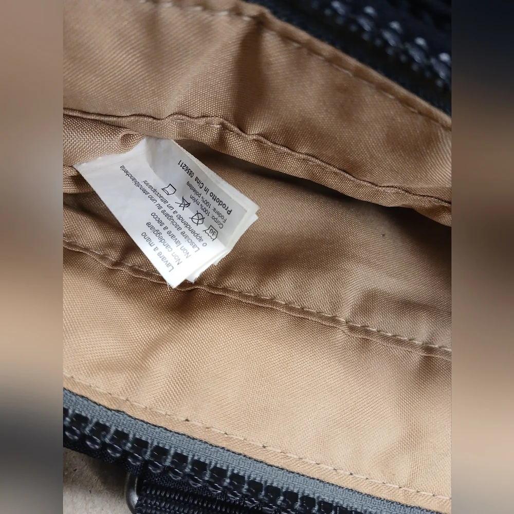 Baggallini Black Laptop Women's Bag - Picture 7 of 10